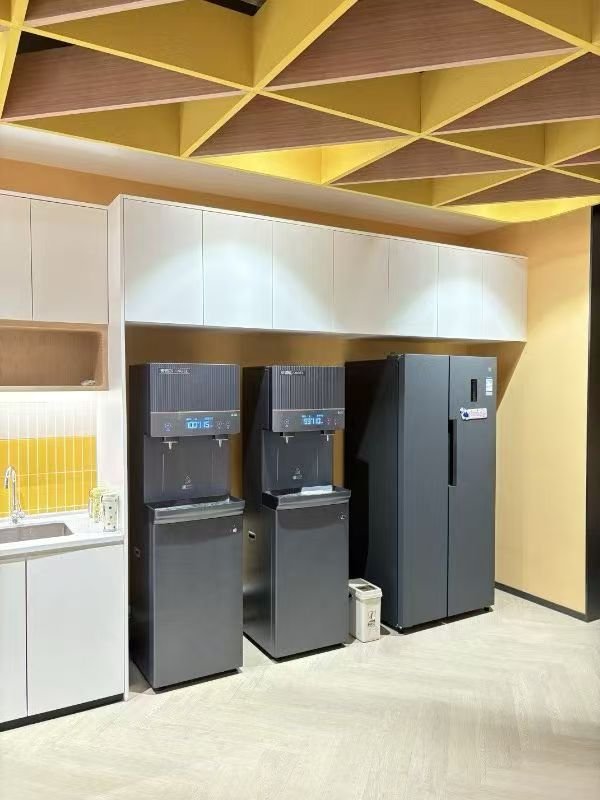 净水设备安装服务现场